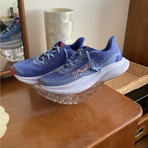 HOKA MACH 6 size 9B